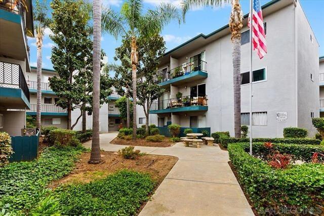 4885 Cole St San Diego, CA 92117 photo 3