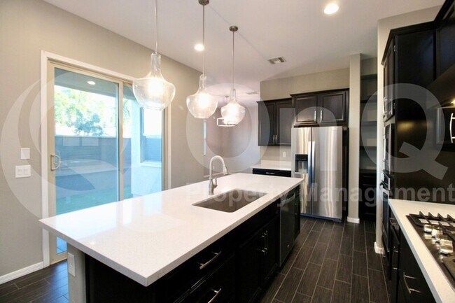 3051 S Soho Ln Chandler, AZ 85286 photo 4