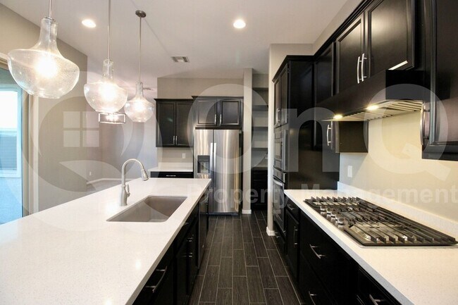 3051 S Soho Ln Chandler, AZ 85286 photo 3