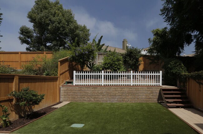 2956 Lancaster Rd Carlsbad, CA 92010 photo 5