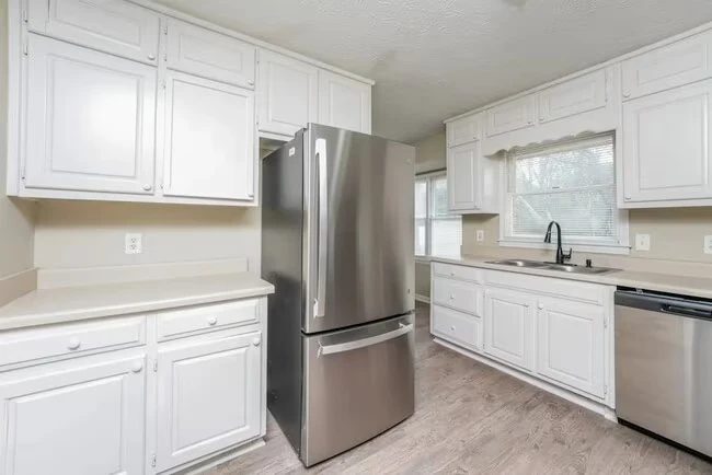 341 Willowwind Dr Loganville, GA 30052 photo 5