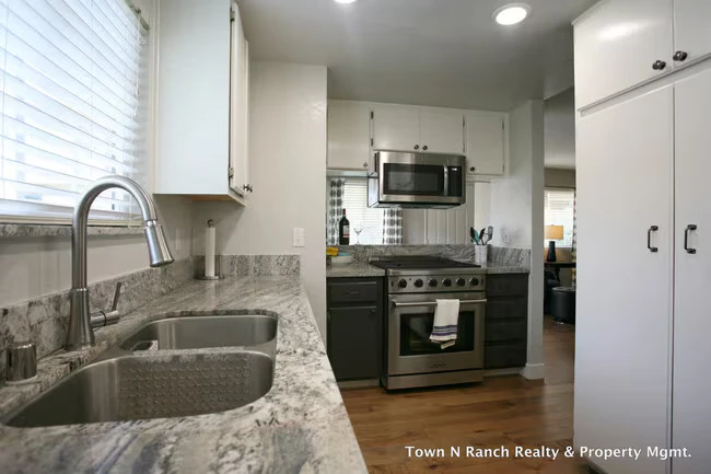 10170 Palm Glen Dr Santee, CA 92071 photo 5