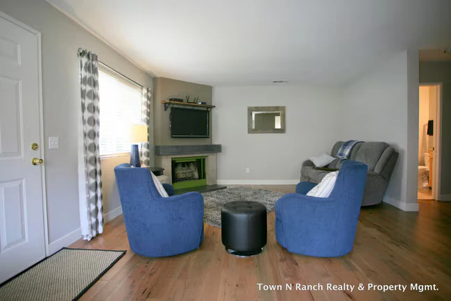 10170 Palm Glen Dr Santee, CA 92071 photo 3