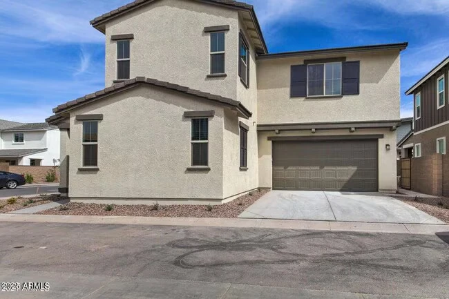 2831 S Central Dr Chandler, AZ 85286 photo 2