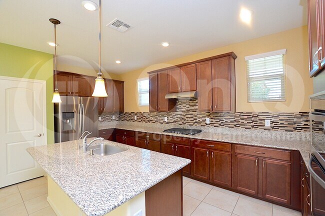 145 E Bluejay Dr Chandler, AZ 85286 photo 4