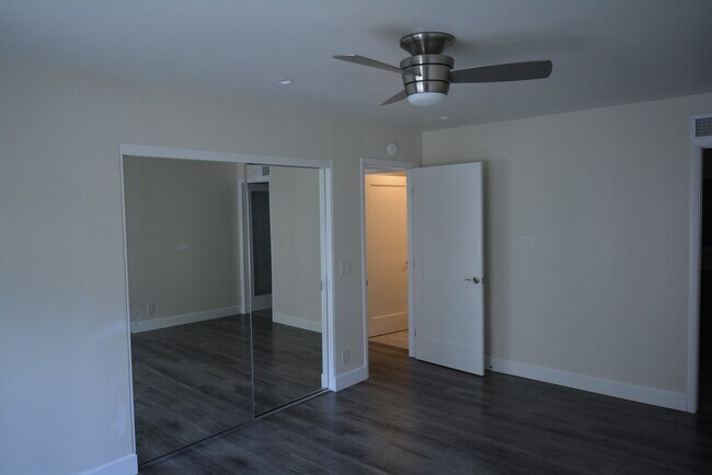 3312 Caminito Eastbluff San Diego, CA 92037 photo 5