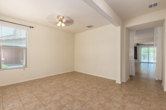 7503 S 12th Ave Phoenix, AZ 85041 photo 5