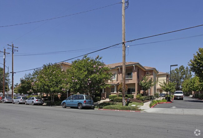 Monte Vista Gardens photo 2