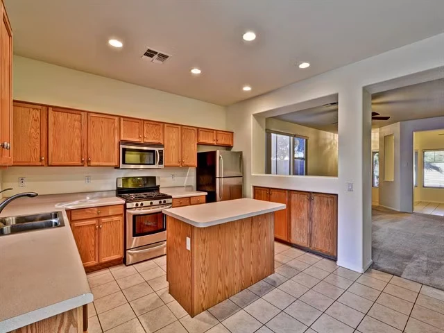 3930 N 143rd Ln Goodyear, AZ 85395 photo 2
