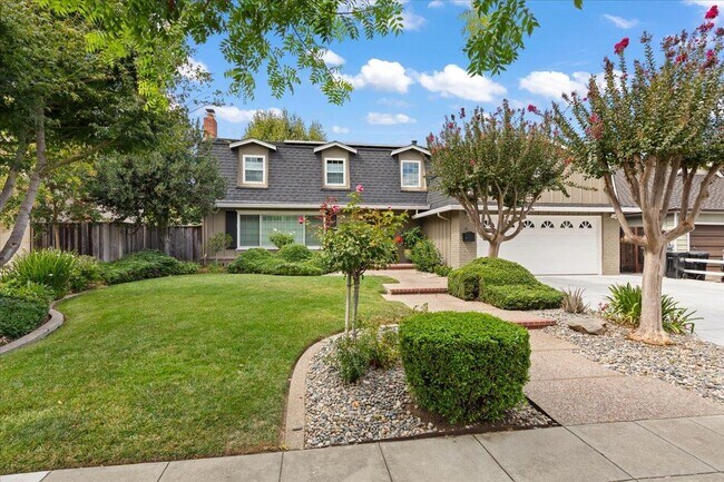 1747 Harte Dr San Jose, CA 95124 photo 2