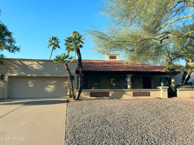 8120 E Appaloosa Trail Scottsdale, AZ 85258 photo 5