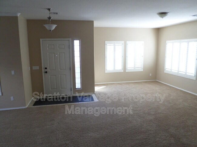 4078 E Peach Tree Dr Chandler, AZ 85249 photo 2