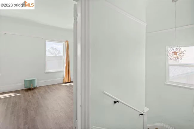874 36th St Oakland, CA 94608 photo 3