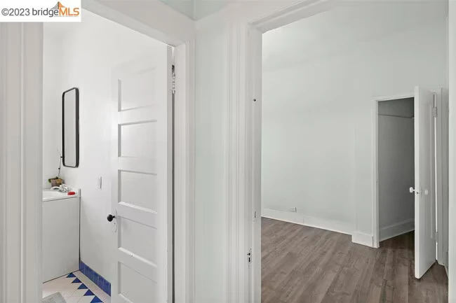 874 36th St Oakland, CA 94608 photo 4