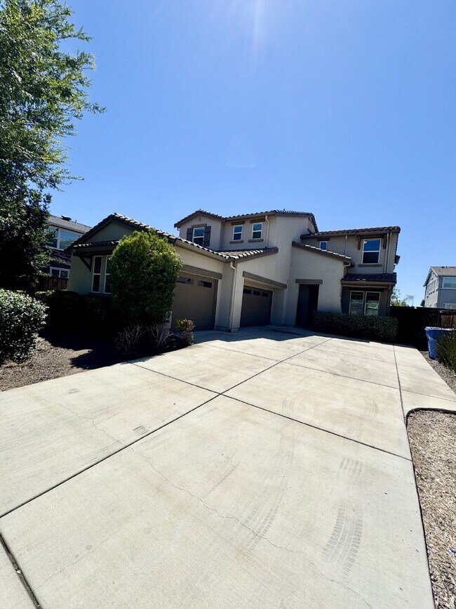 407 Ghiggeri Dr Brentwood, CA 94513 photo 2