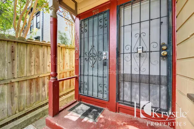 709 Carolina St Vallejo, CA 94590 photo 5