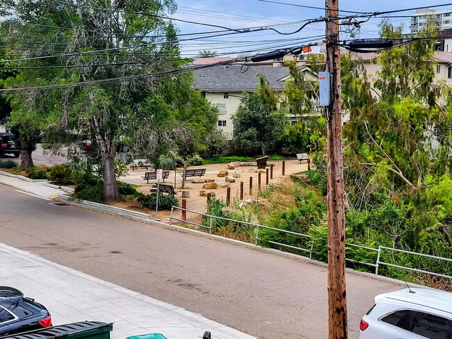 4119 Falcon St San Diego, CA 92103 photo 4