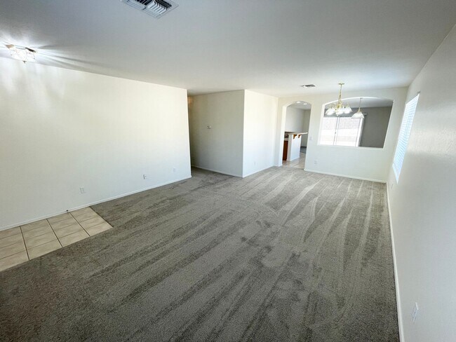 22932 W Morning Glory St Buckeye, AZ 85326 photo 5