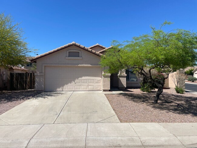 22932 W Morning Glory St Buckeye, AZ 85326 photo 2