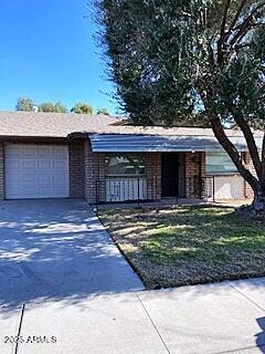 9911 N 95th Dr photo 2