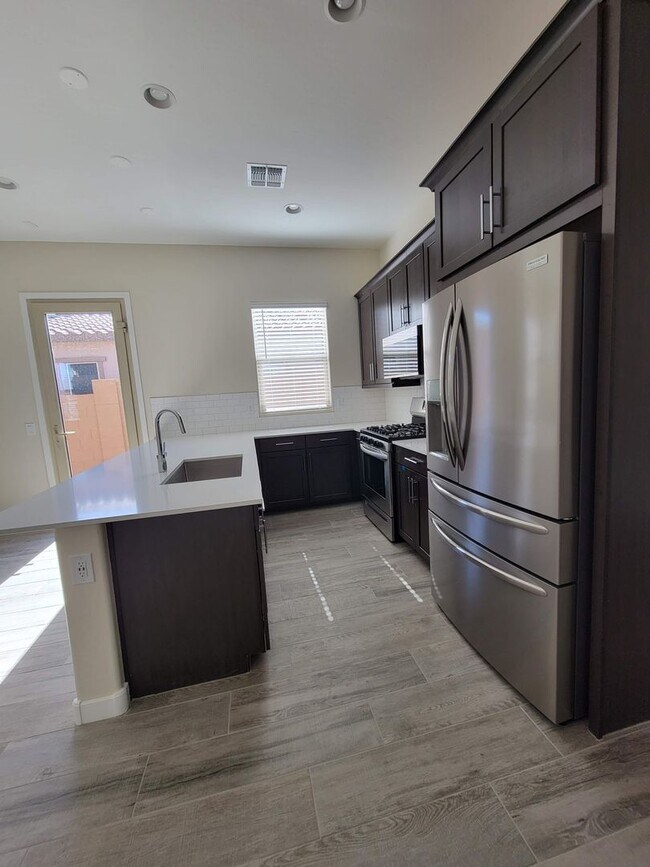 2333 E Kelly Dr Gilbert, AZ 85298 photo 4