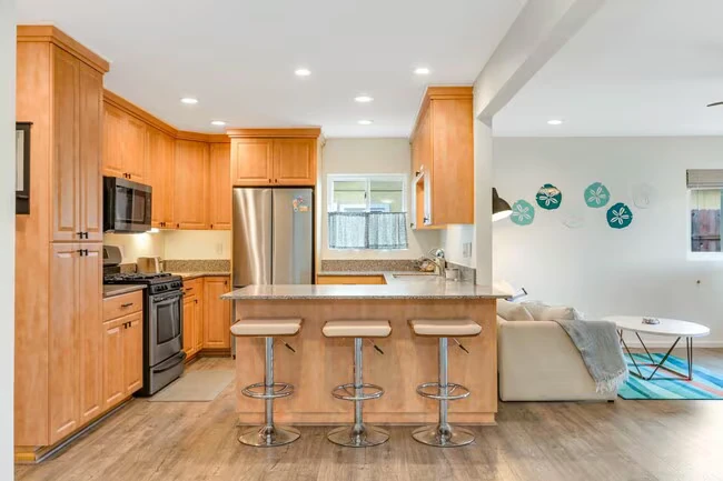 1246 Thermal Ave San Diego, CA 92154 photo 4