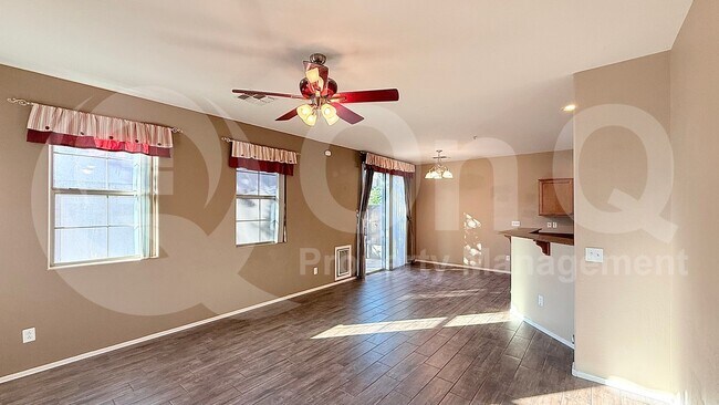 1255 S Rialto Mesa, AZ 85209 photo 4