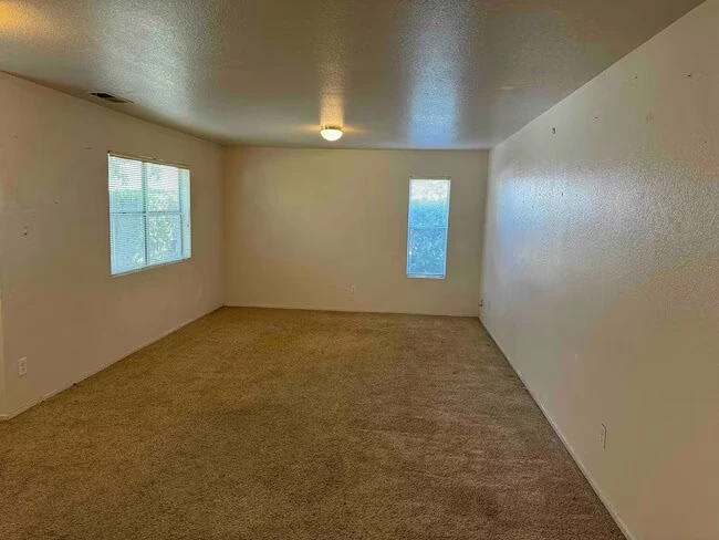 28 N 4th St Rio Vista, CA 94571 photo 4