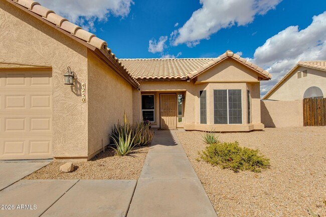 4250 E Encinas Ave Gilbert, AZ 85234 photo 2