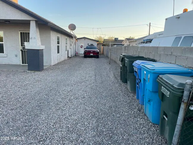 1215 W Pima St Phoenix, AZ 85007 photo 2