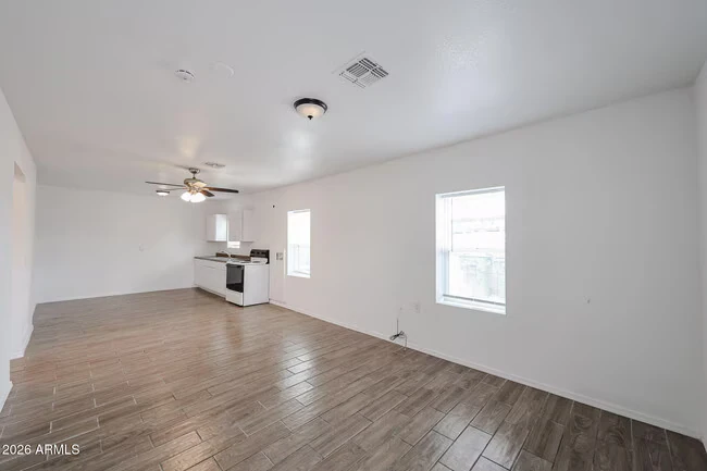 1215 W Pima St Phoenix, AZ 85007 photo 5