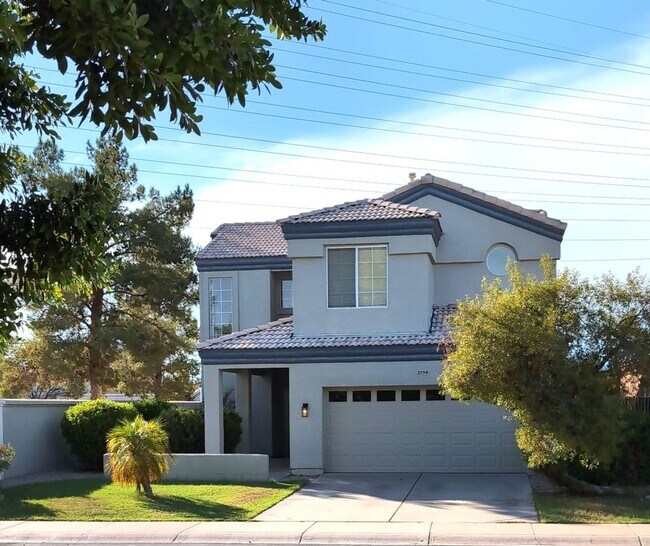 2098 E Mallard Ct photo 2