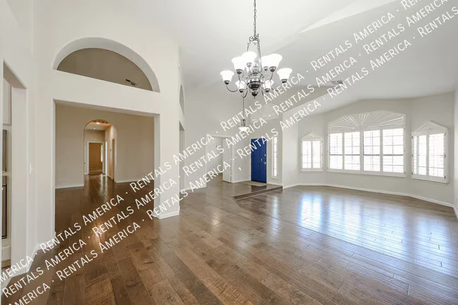 1635 W Wisteria Dr Chandler, AZ 85248 photo 5