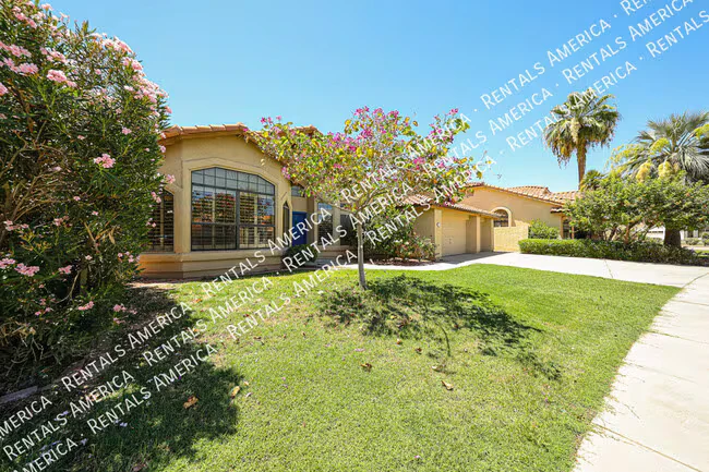 1635 W Wisteria Dr Chandler, AZ 85248 photo 2