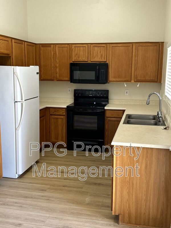 16263 W Superior Ave Goodyear, AZ 85338 photo 2