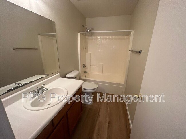 16263 W Superior Ave Goodyear, AZ 85338 photo 3