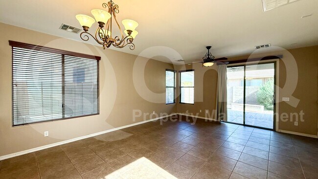 19067 E Pelican Dr Queen Creek, AZ 85142 photo 4