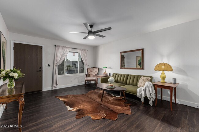 2200 N Los Altos Dr Chandler, AZ 85224 photo 4