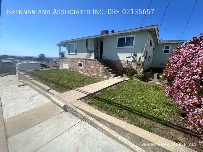 5932 Alleghany St San Diego, CA 92139