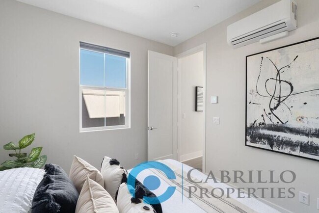 1628 Neptune Ave San Diego, CA 92154 photo 3