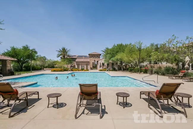 12567 W Mazatzal Dr Peoria, AZ 85383 photo 4