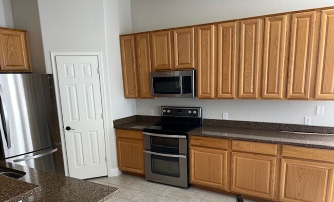 4130 E Spur Dr Cave Creek, AZ 85331 photo 3