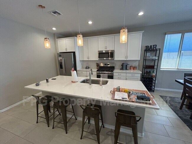 20268 W Montecito Ave Litchfield Park, AZ 85340 photo 2