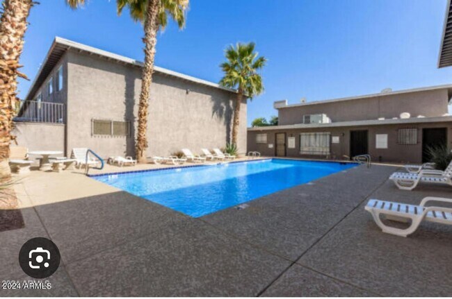 424 W Brown Rd Mesa, AZ 85201 photo 4