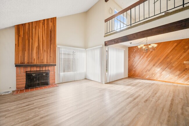 8936 Libra Dr San Diego, CA 92126 photo 4