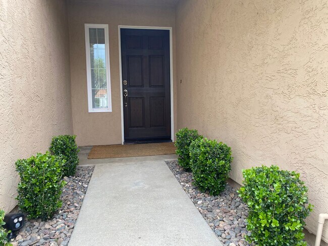 27593 Senna Ct Temecula, CA 92591 photo 3
