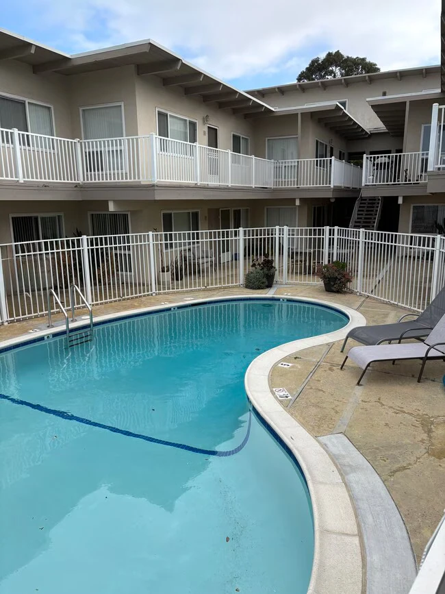 Maui Apartments photo 5