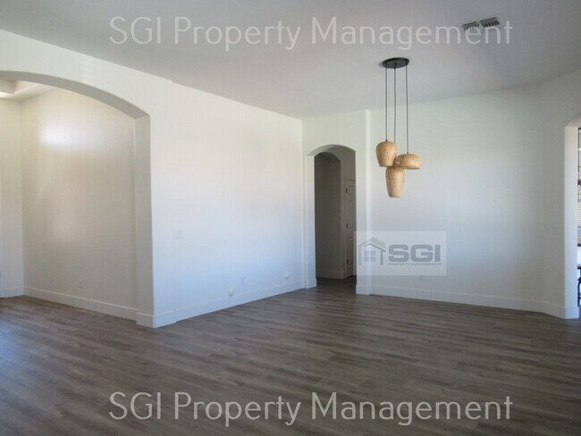6660 S Nash Way Chandler, AZ 85249 photo 5