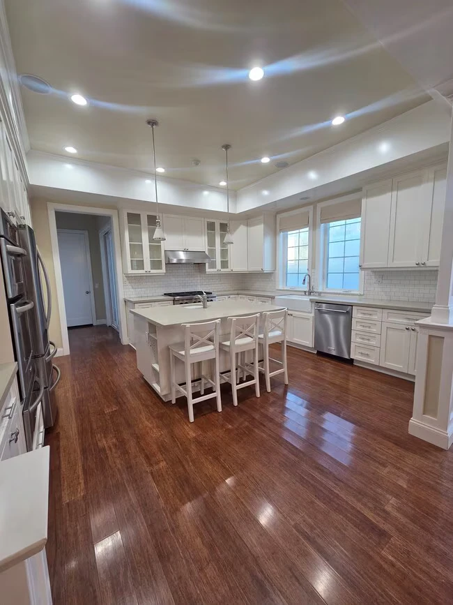 4014 Honeycutt St San Diego, CA 92109 photo 4