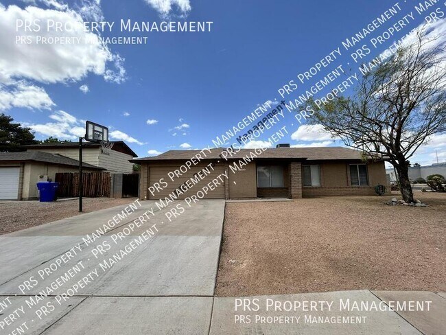 3226 North Sycamore Place, Chandler, AZ 85224 photo 2